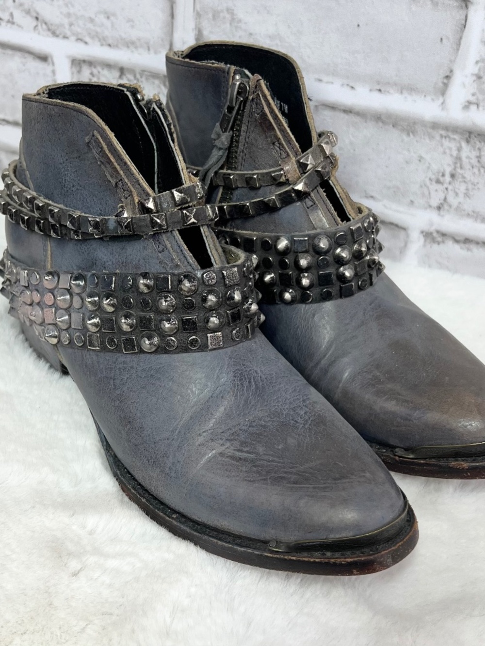|•FREEBIRD BY STEVEN•| 'MZLOW' Cool Ankle Booties Size 7